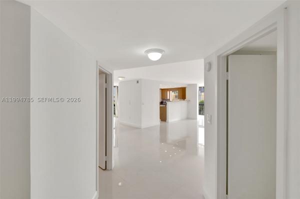 Brickell Bay Club, 2333 Brickell Ave #305, Miami, Florida 33129, image 3