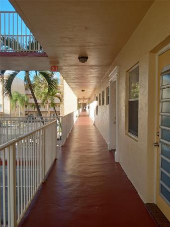 Lauderdale Lakes, Florida 33319, image 1