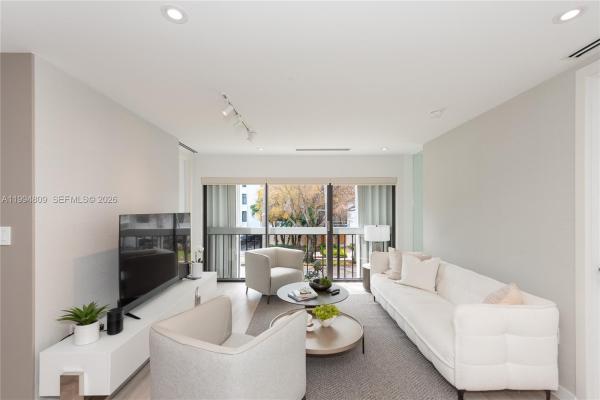 Solimar Of Key Biscayne, 255 Galen Dr #2I, Key Biscayne, Florida 33149, image 1