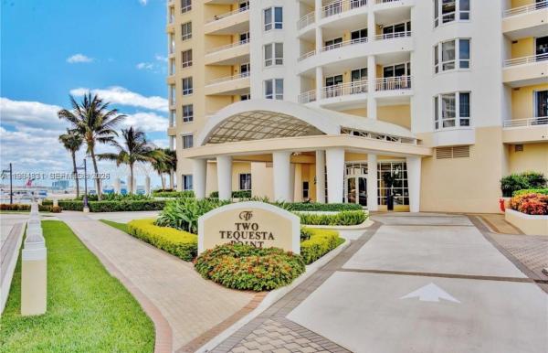 Two Tequesta Point, 808 Brickell Key Dr #3007, Miami, Florida 33131, image 1