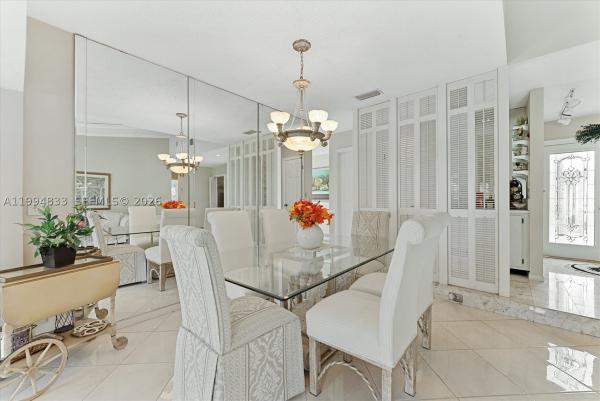 5669 Pinecrest Cir, Boca Raton, Florida 33433, image 1