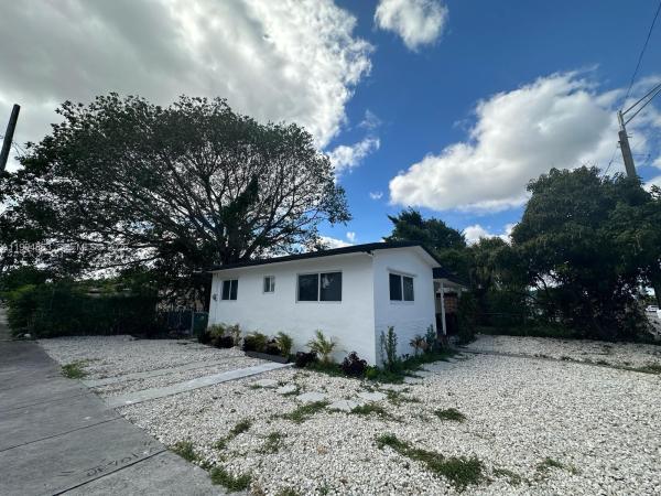 7460 NW 17th Ave, Unincorporated Dade County, Florida 33147, image 2