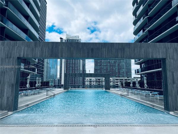 Brickell Heights East, 45 SW 9th St #2004, Miami, Florida 33130, image 1