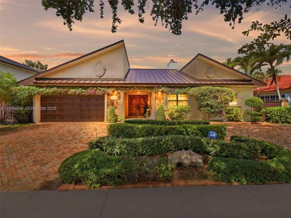 Royal Oaks, 16828 NW 83rd Pl, Miami Lakes, Florida 33016, image 1