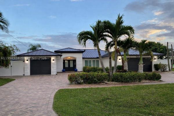 Cape Coral Residential, 808 SW 52nd St, Cape Coral, Florida 33914, image 1