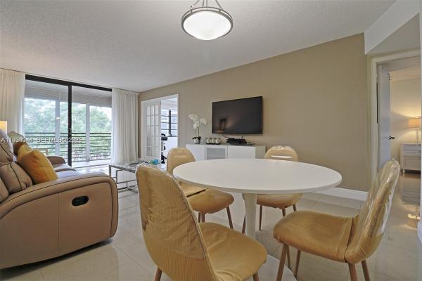 Colony Point, 1100 Colony Point Cir #419, Pembroke Pines, Florida 33026, image 1
