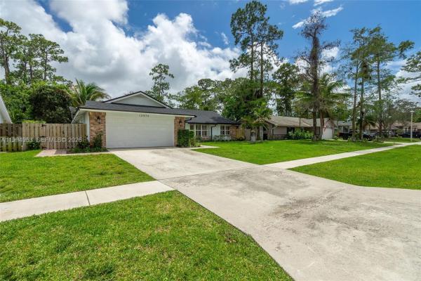 Sugar Pond Manor, 13976 Aster Ave, Wellington, Florida 33414, image 1