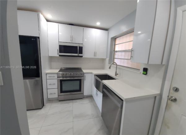 Rio Cristal, 453 SW 2nd St #306C, Miami, Florida 33130, image 3