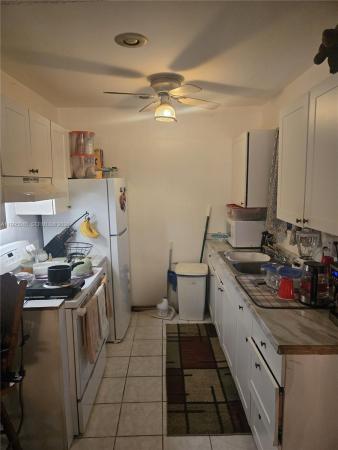 10425 SW 146th Ter, Unincorporated Dade County, Florida 33176, image 2