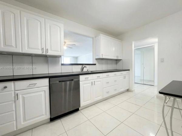 3800 S Ocean Dr #816, Hallandale Beach, Florida 33019, image 1
