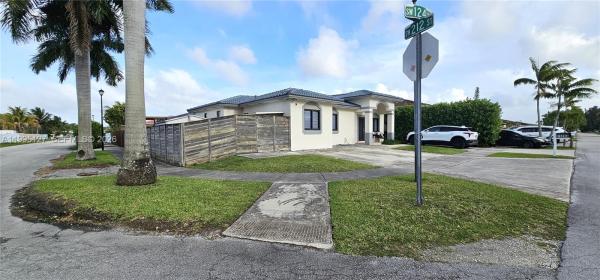 Goulds No HOA, 21203 SW 124th Pl, Goulds, Florida 33177, image 2