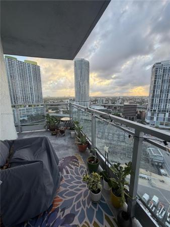 The Ivy At Riverfront, 90 SW 3rd St #2112, Miami, Florida 33130, image 2