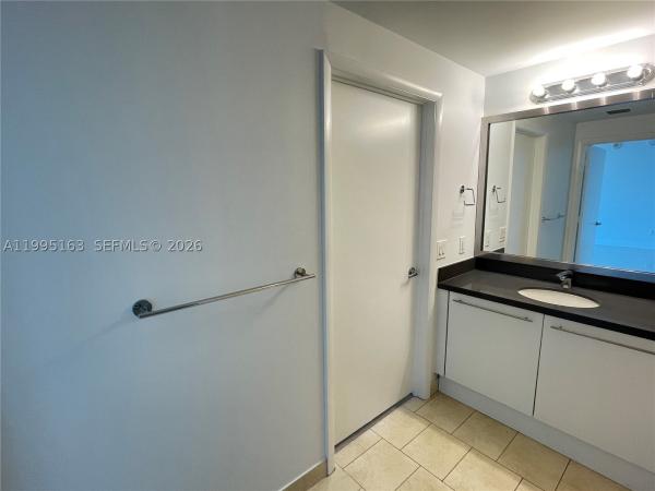 The Ivy At Riverfront, 90 SW 3rd St #1809, Miami, Florida 33130, image 2
