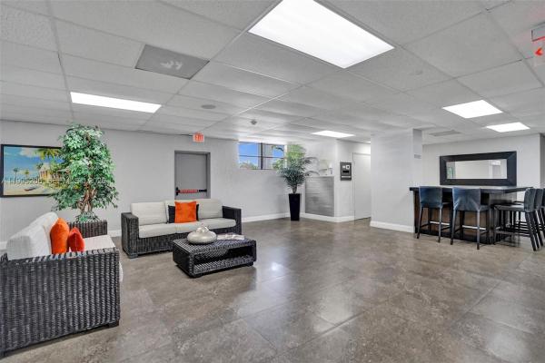 Towers Of Oceanview Point, 200 Leslie Dr #918, Hallandale Beach, Florida 33009, image 1
