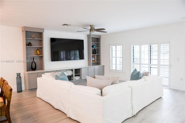 The Oaks At Hidden Harbour, 2948 Hidden Harbour Ct, Dania Beach, Florida 33312, image 1