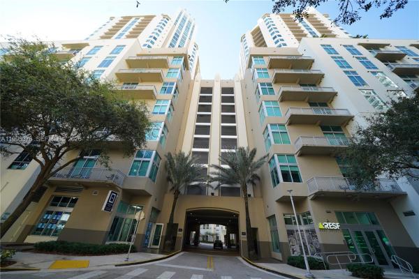 Metropolis At Dadeland, 9066 SW 73rd Ct #1701, Kendall, Florida 33156, image 2