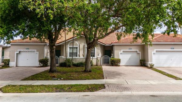 Regency Homes At Fairway Isles, 7501 S Aragon Blvd #4, Sunrise, Florida 33313, image 3