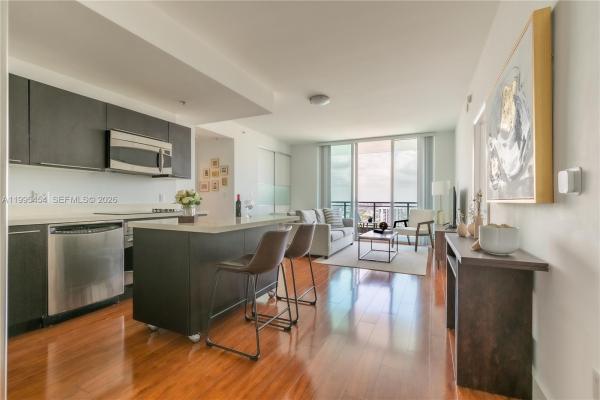 The Ivy At Riverfront, 90 SW 3rd St #3806, Miami, Florida 33130, image 1