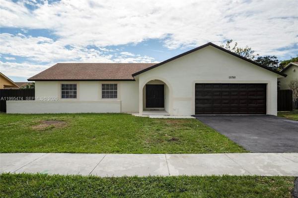 13750 SW 282nd St, Unincorporated Dade County, Florida 33033, image 1
