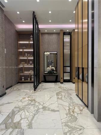 Marina Tower, 19500 Turnberry Way #14C, Aventura, Florida 33180, image 2