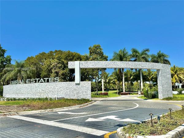 Doral Estates, 5023 NW 94th Doral Pl #5023, Doral, Florida 33178, image 1