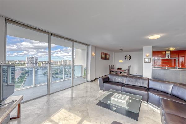 The Hallmark Of Hollywood, 3800 S Ocean Dr #1606, Hollywood, Florida 33019, image 2