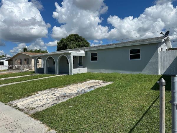 10745 SW 222nd St #10745, Unincorporated Dade County, Florida 33170, image 1