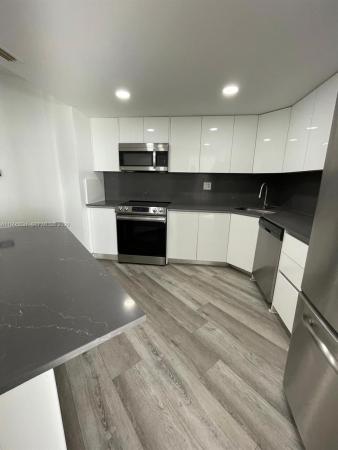 Commodore Plaza Tower, 2750 NE 183rd St #2407, Aventura, Florida 33160, image 3