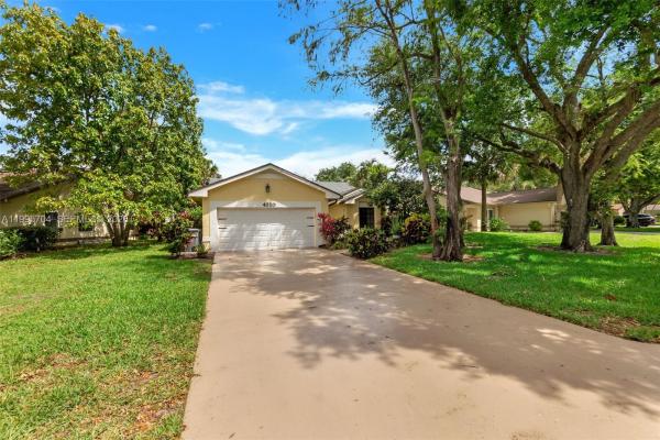 Fox Hollow, 4220 Grove Park Ln #1, Boynton Beach, Florida 33436, image 1