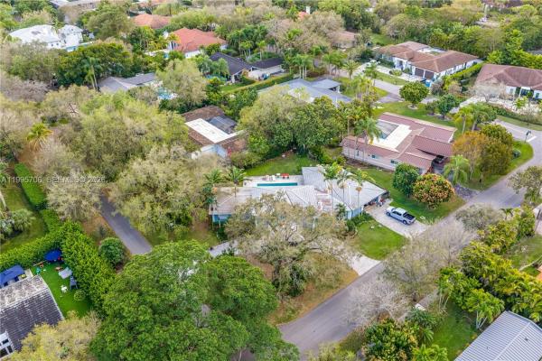 Philarthria, 9200 SW 70th Ave, Pinecrest, Florida 33156, image 3