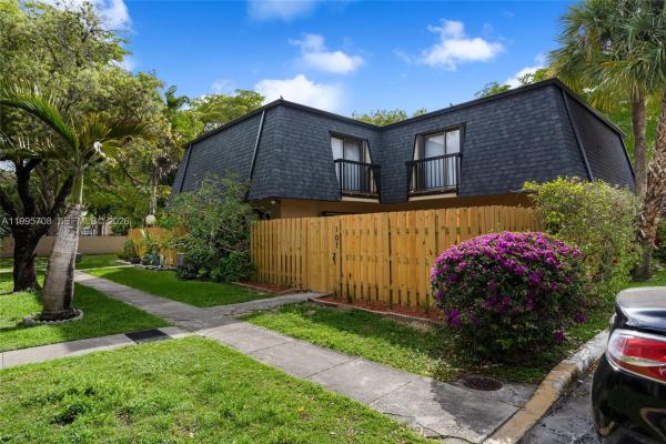 13993 SW 94th Cir Ln #101-3, The Hammocks, Florida 33186, image 1