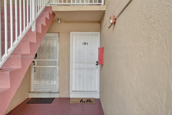 200 NW 107th Ave #104, Unincorporated Dade County, Florida 33172, image 3