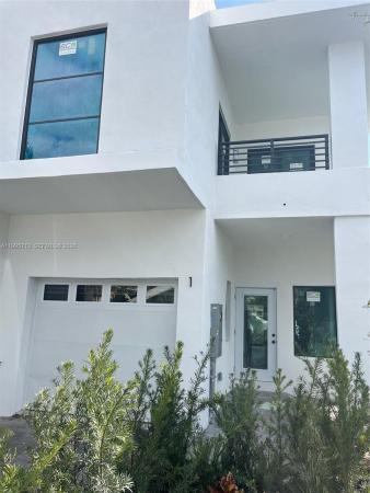 2511 Pierce St #1, Hollywood, Florida 33020, image 2
