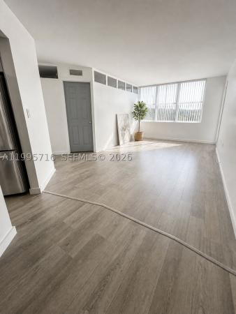 Commodore Plaza Tower, 2750 NE 183rd St #2407, Aventura, Florida 33160, image 2