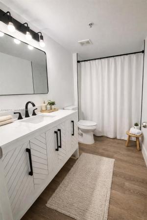 Pinehurst Club, 460 S Park Rd #6-110, Hollywood, Florida 33021, image 1