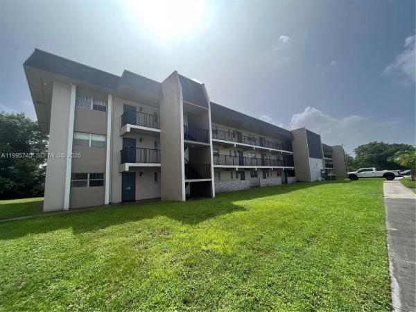 Versailles Gardens, 7820 S Colony Cir S #301, Tamarac, Florida 33321, image 1