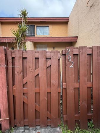 221 W Park Dr #202-3, Unincorporated Dade County, Florida 33172, image 1