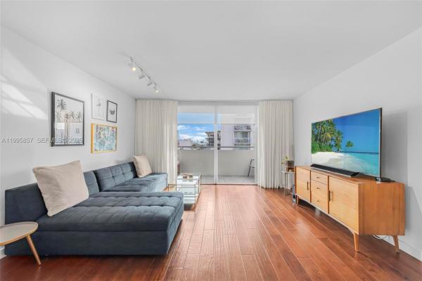 1658 Bay Rd #701, Miami Beach, Florida 33139, image 1