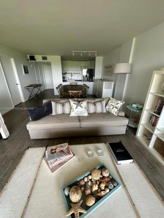 Key Biscayne, Florida 33149, image 1