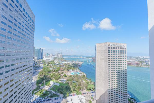 One Miami West, 325 S Biscayne Blvd #3320, Miami, Florida 33131, image 1