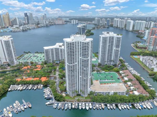 Mystic Pointe Tower 400, 3500 Mystic Pointe Dr #3001, Aventura, Florida 33180, image 1