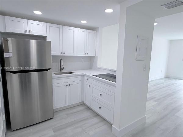 Point East, 2980 Point East Dr #D-112, Aventura, Florida 33160, image 1