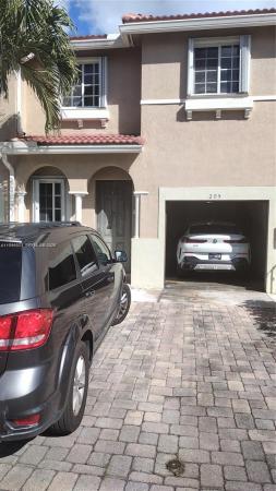 Majorca Isles, Miami Gardens, Florida 33169, image 2