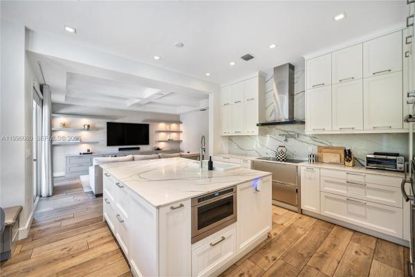 Aventura Estates, 3703 NE 199th St, Aventura, Florida 33180, image 2