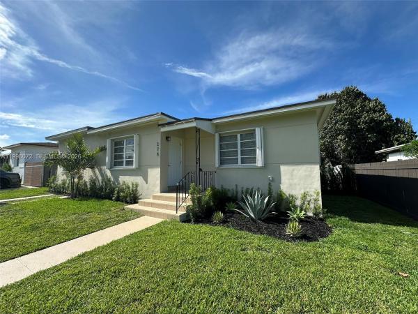 275 NE 115th St, Unincorporated Dade County, Florida 33161, image 2