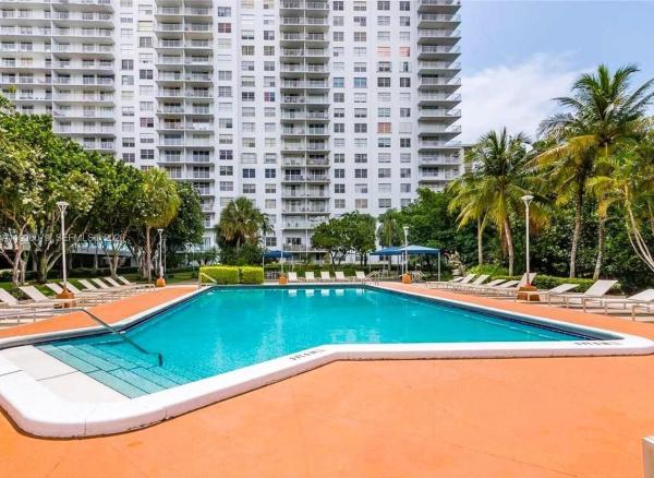 Admirals Port East, 2851 NE 183rd St #906E, Aventura, Florida 33160, image 1
