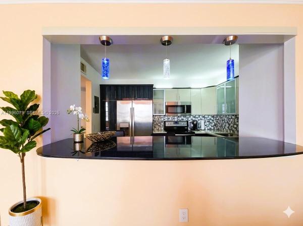 Admirals Port East, 2851 NE 183rd St #906E, Aventura, Florida 33160, image 3