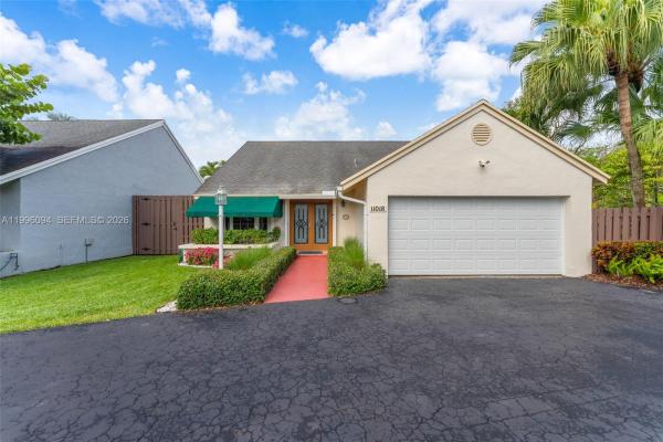 11018 SW 147th Pl, Unincorporated Dade County, Florida 33196, image 1