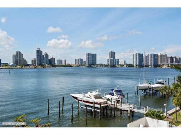 Bay House Tower, 17878 N Bay Rd #307, Sunny Isles Beach, Florida 33160, image 2