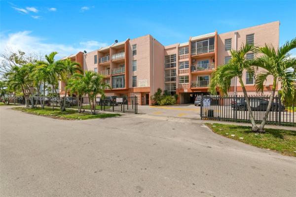 Morada 2, 6130 W 19th Ave #305, Hialeah, Florida 33012, image 1
